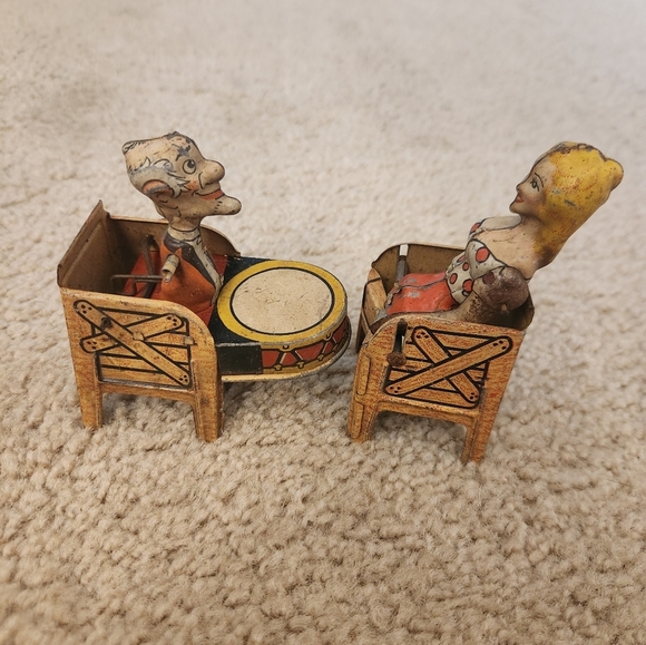 1945 Lil Abner Dogpatch Band Tin Set Of 2 - Picture 4 of 6